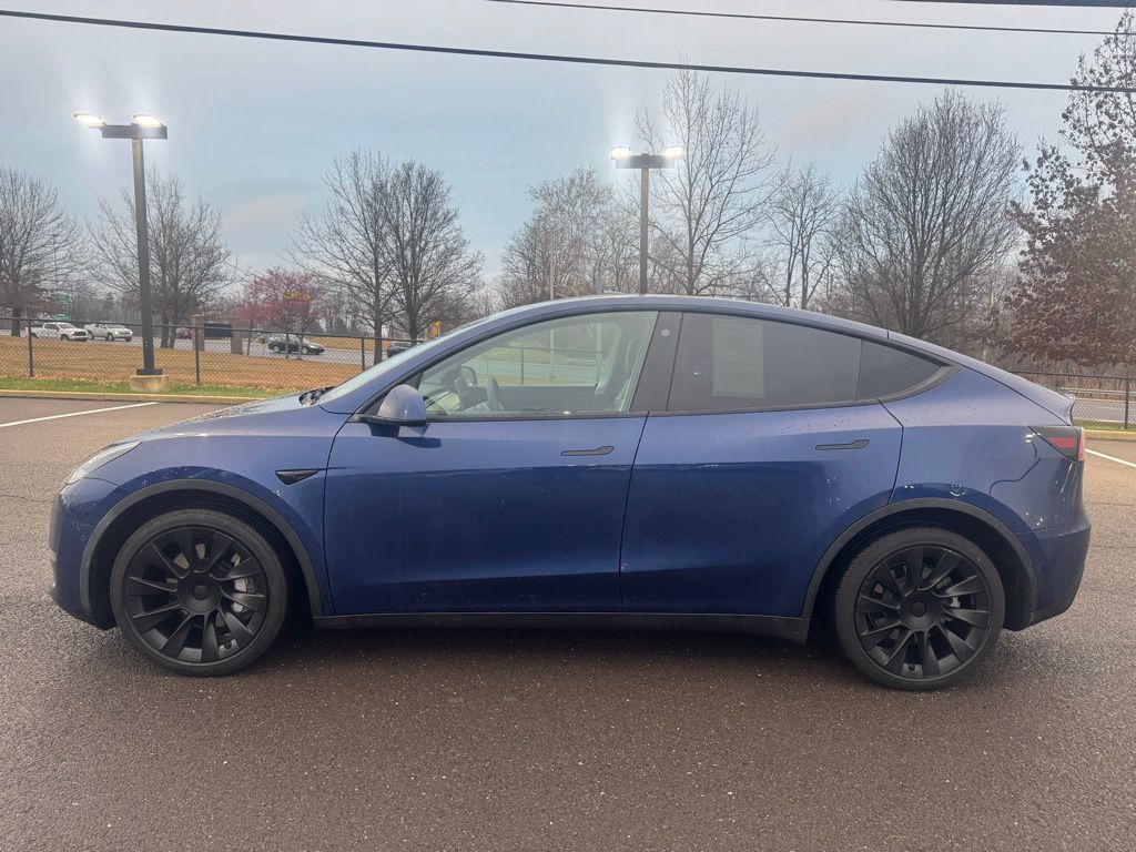 Used 2021 Tesla Model Y Long Range with VIN 5YJYGDEE0MF089604 for sale in Northfield, Minnesota