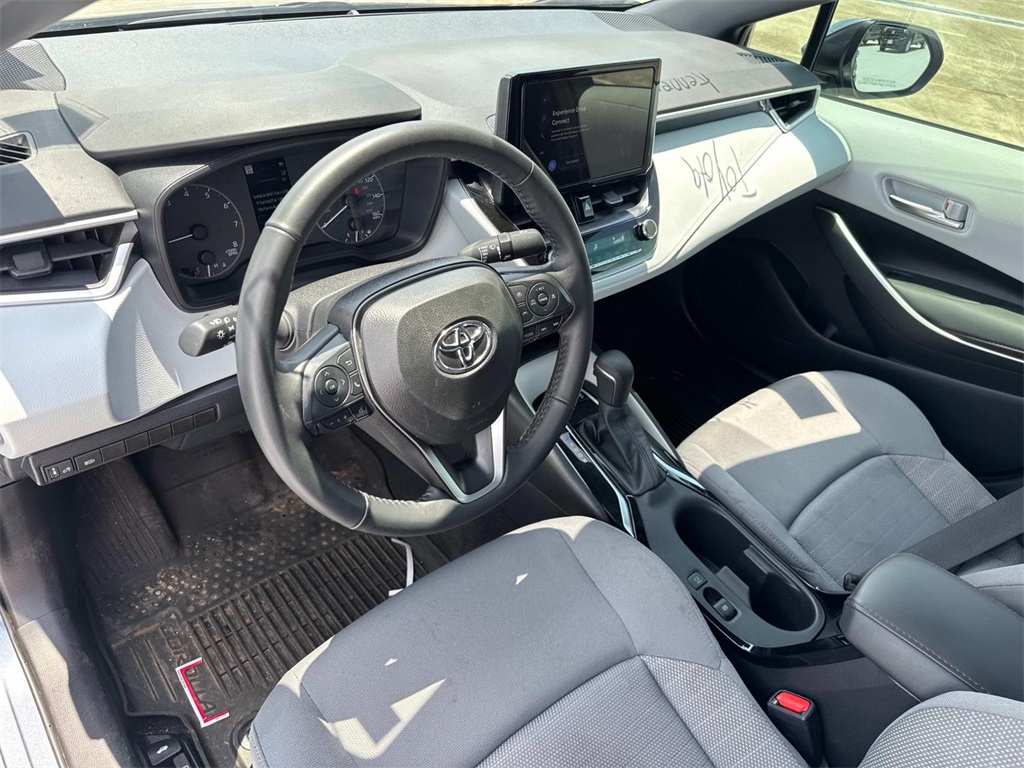 2025 Toyota Corolla SE photo 17