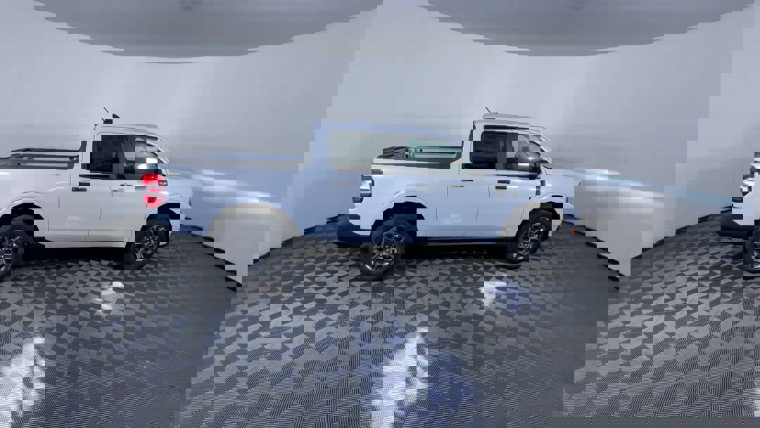 2025 Ford Maverick XLT photo 9