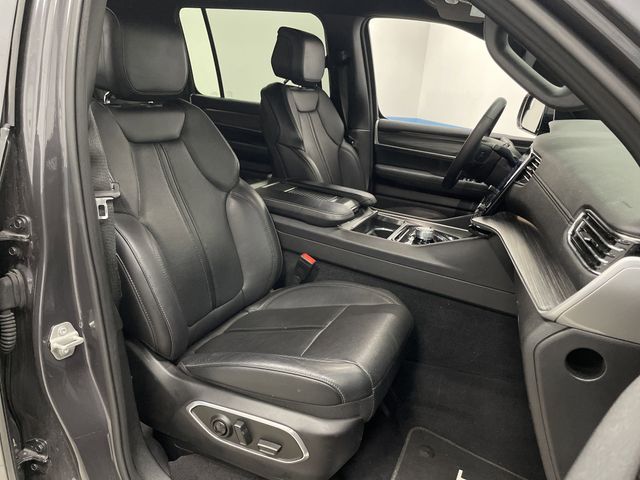 Certified Used 2024 Baltic Gray Metallic Clearcoat Jeep Series II image 35