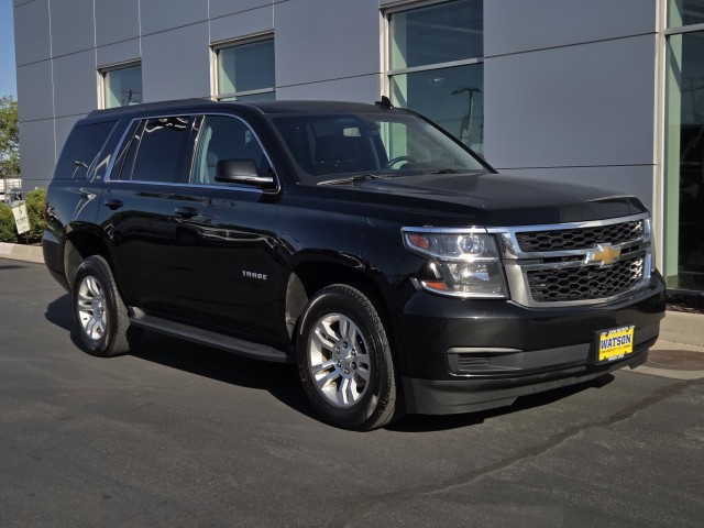 2016 Chevrolet Tahoe LS photo 2