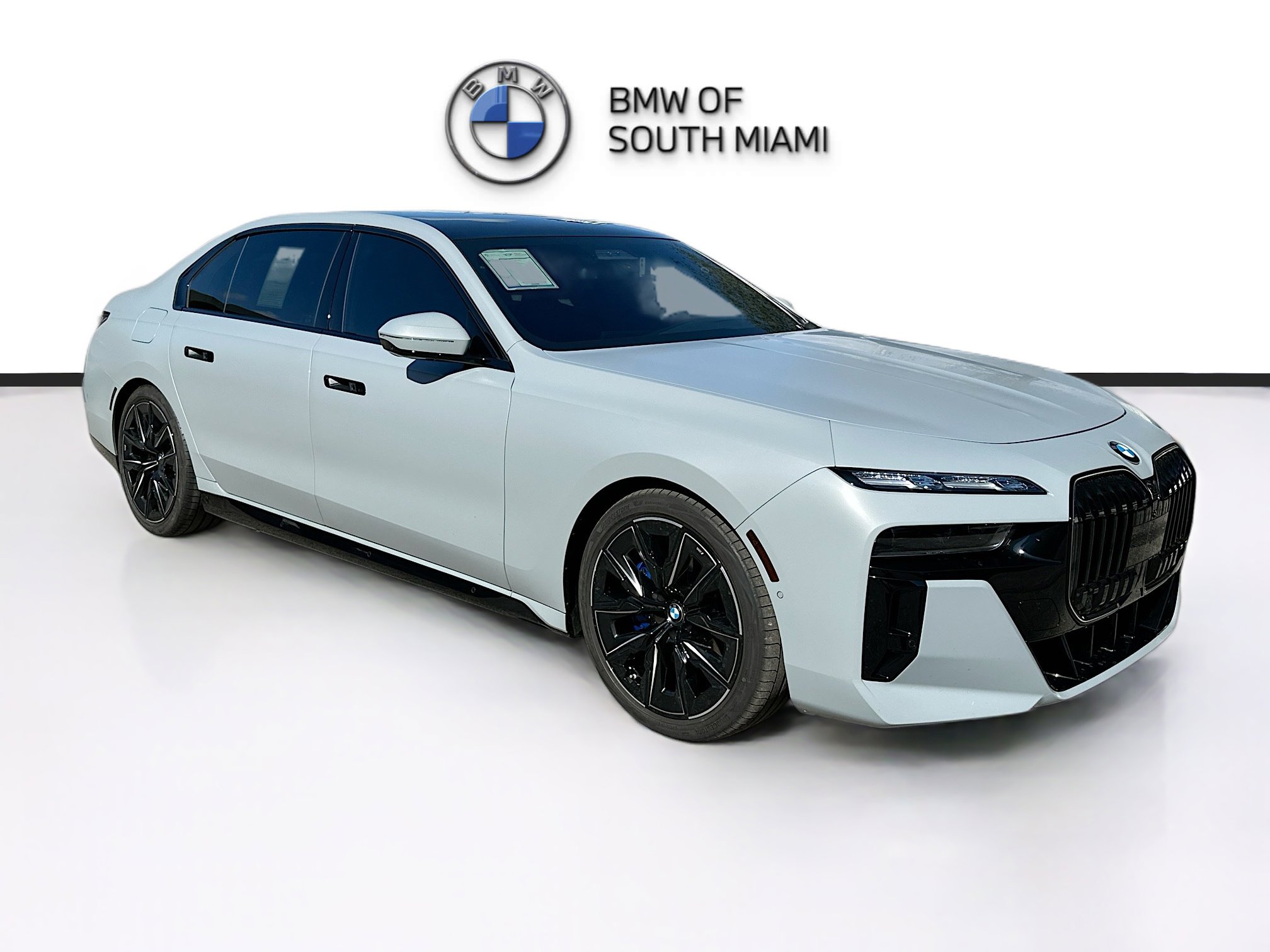 2025 BMW 7 Series 760i's photo