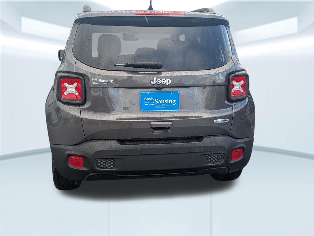 2020 Jeep Renegade Latitude photo 4
