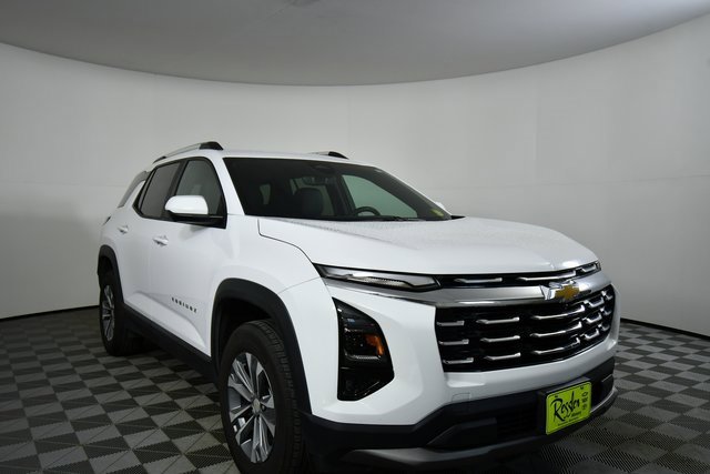 2025 Chevrolet Equinox LT photo 4