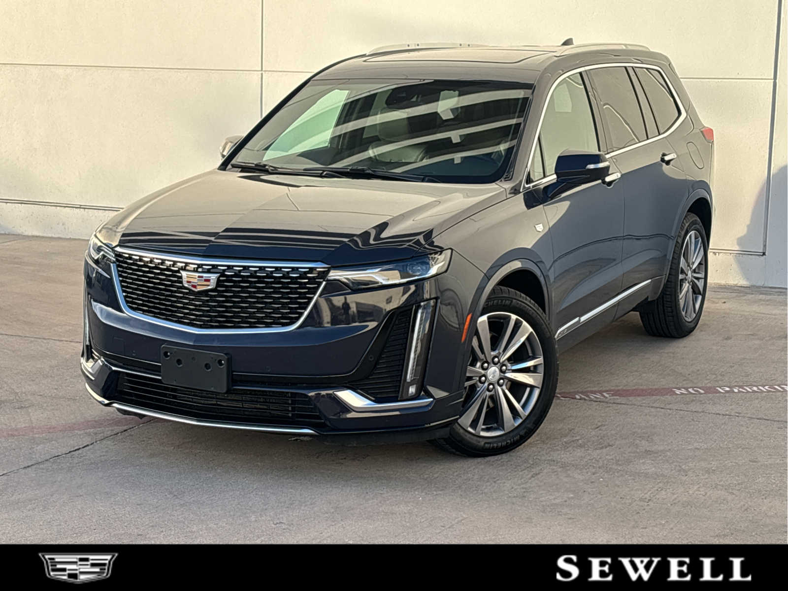 2025 Cadillac XT6 Premium Luxury's photo