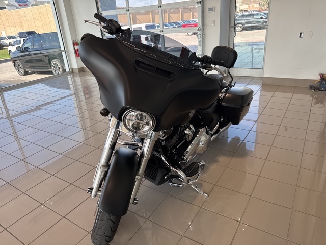 Used 2022 Black Harley-Davidson  image 1