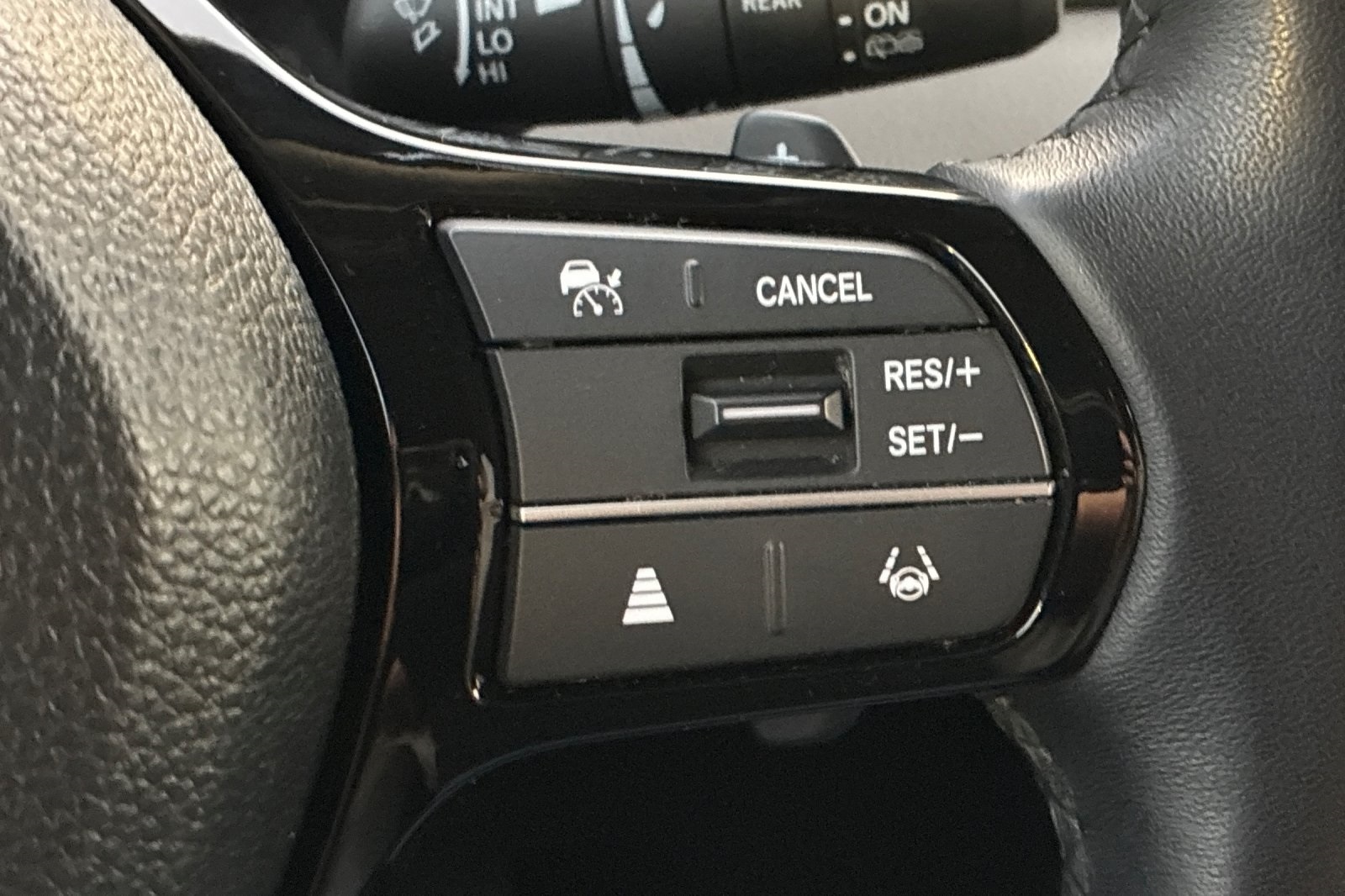 2025 Honda Pilot EX-L photo 28