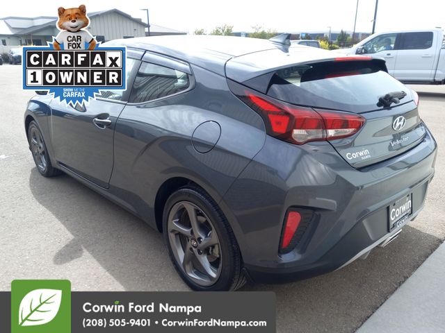 2020 Hyundai Veloster 2.0L Premium photo 5