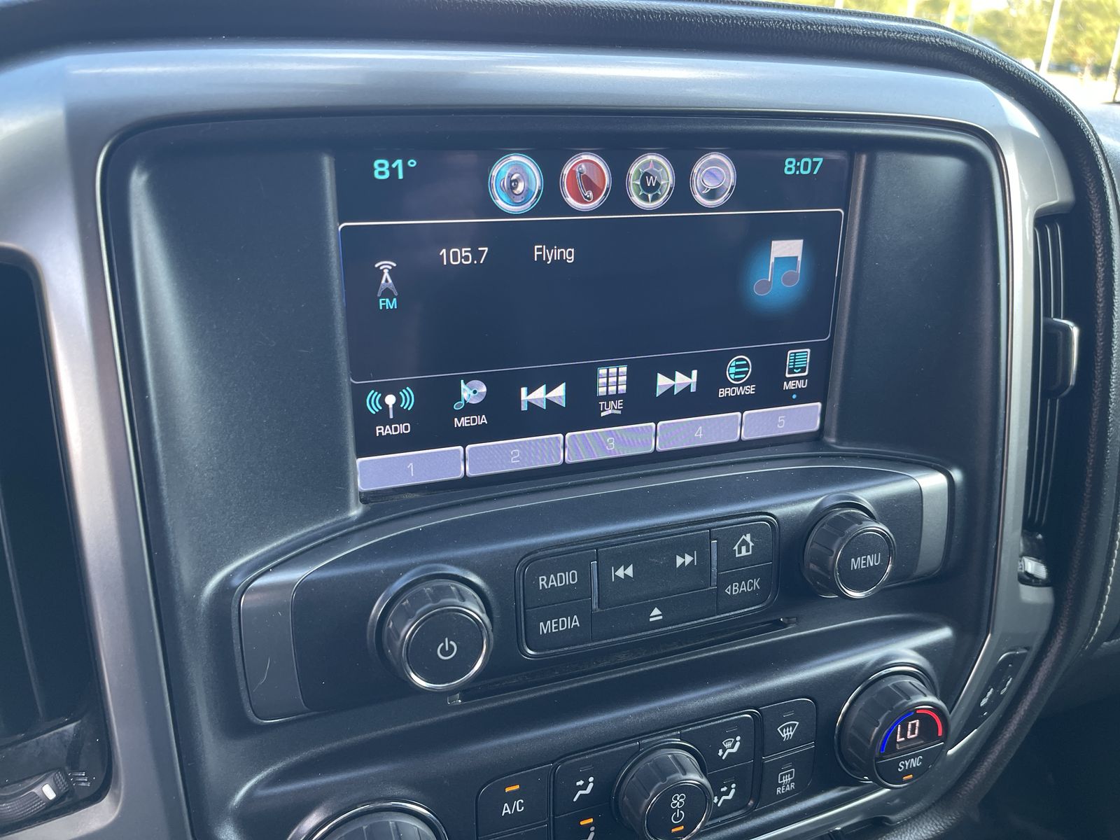 2017 Chevrolet Silverado 1500 LTZ photo 11