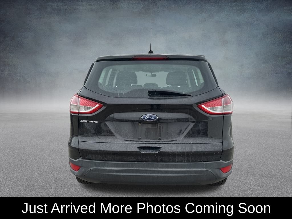 Used 2013 Ford Escape S with VIN 1FMCU0F75DUA20910 for sale in St. Louis, MO