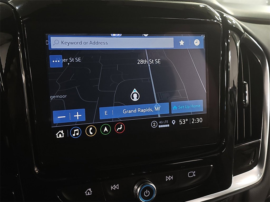 2024 Chevrolet Traverse Premier photo 17