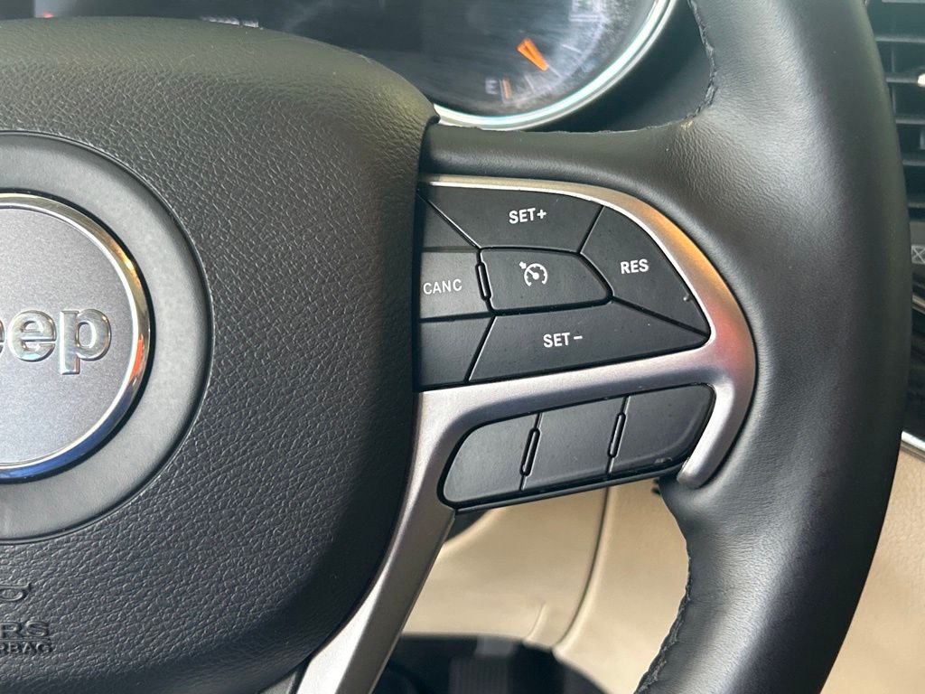 2020 Jeep Grand Cherokee Limited photo 35