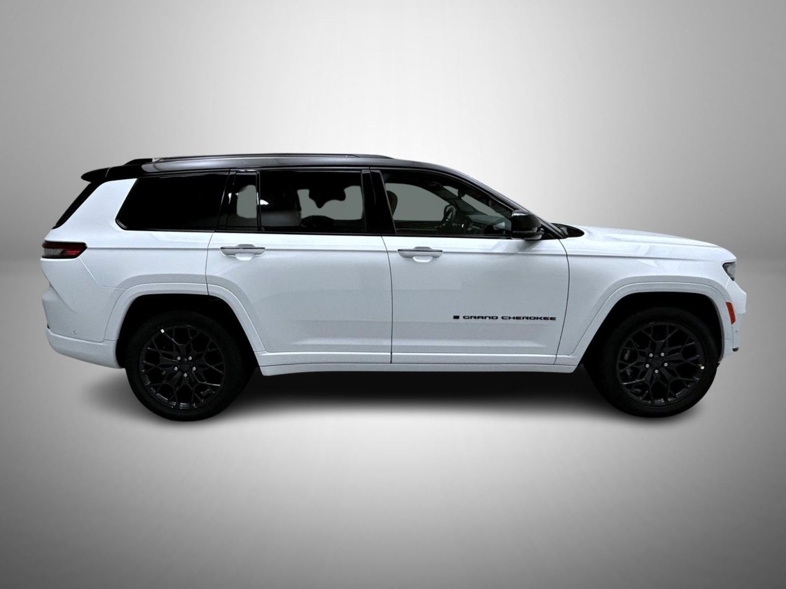 2025 Jeep Grand Cherokee L Summit photo 4