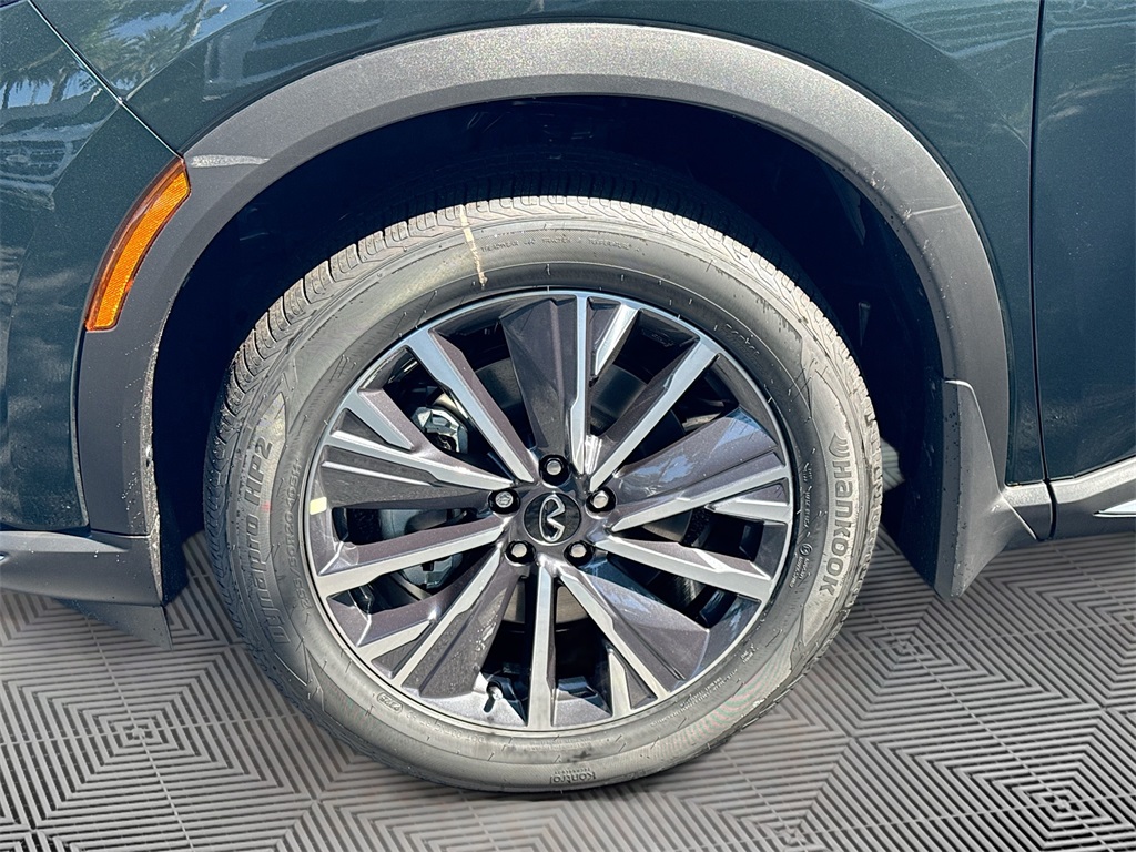 2026 Infiniti QX60 Luxe photo 33