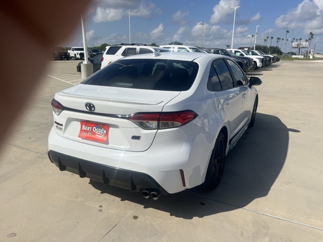 2023 Toyota Corolla SE photo 6
