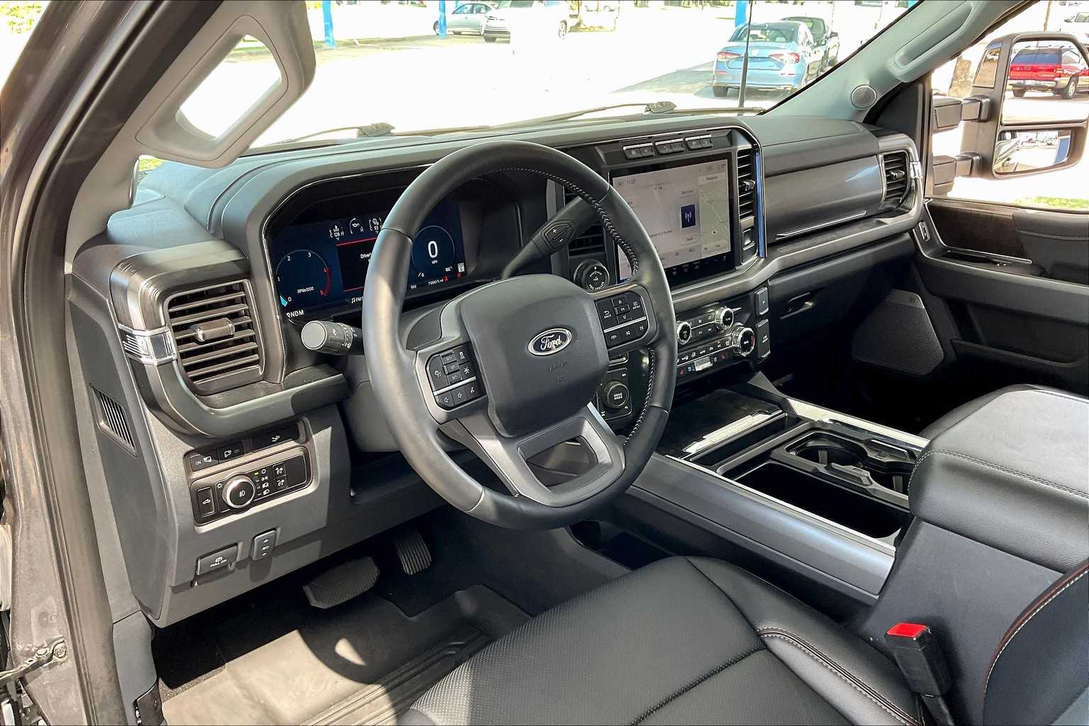 2024 Ford F-250 1500 Denali photo 32