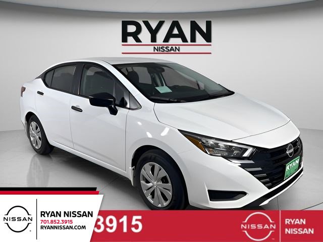 2025 Nissan Versa Sedan S's photo