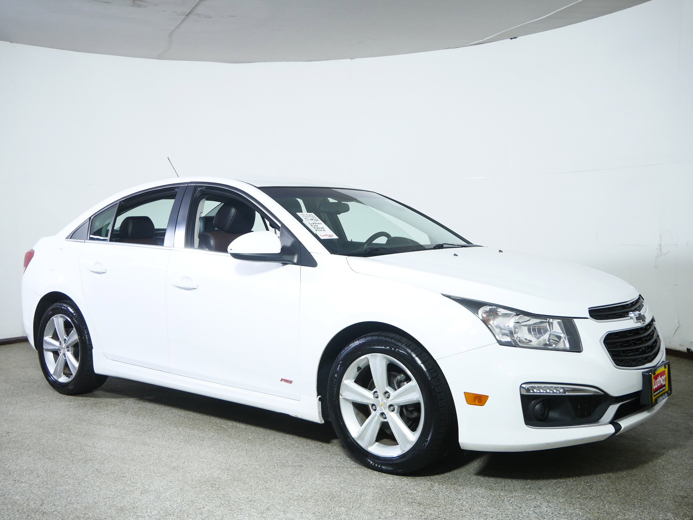 2015 Chevrolet Cruze 2LT's photo