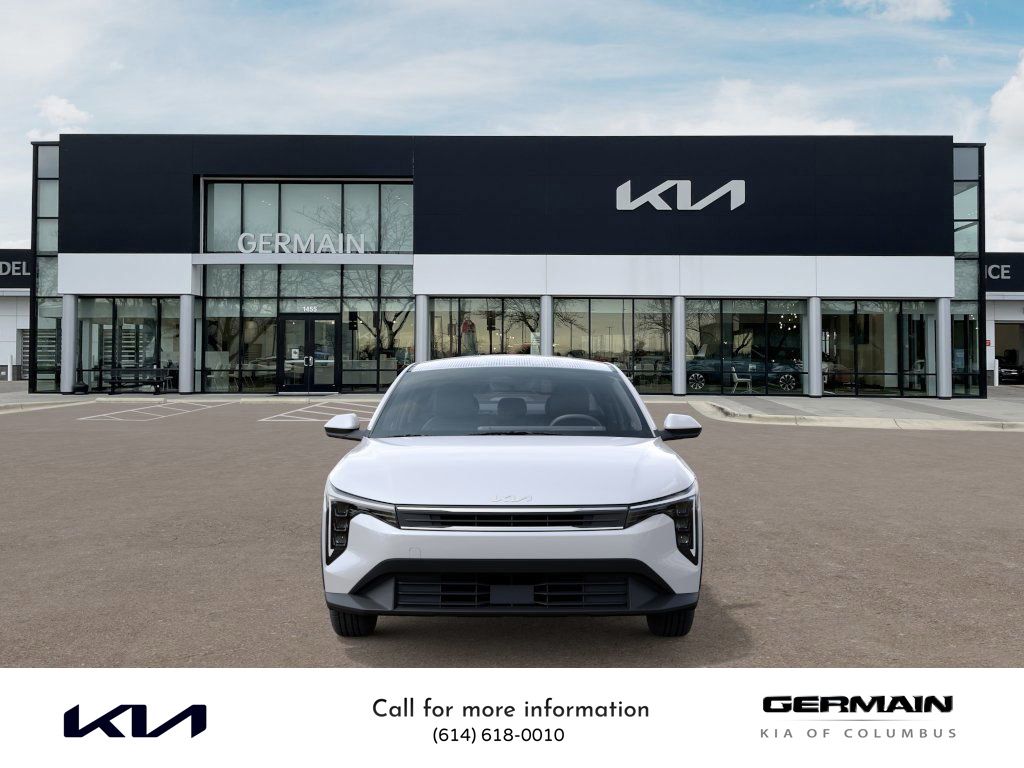 2025 Kia K4 LX photo 2