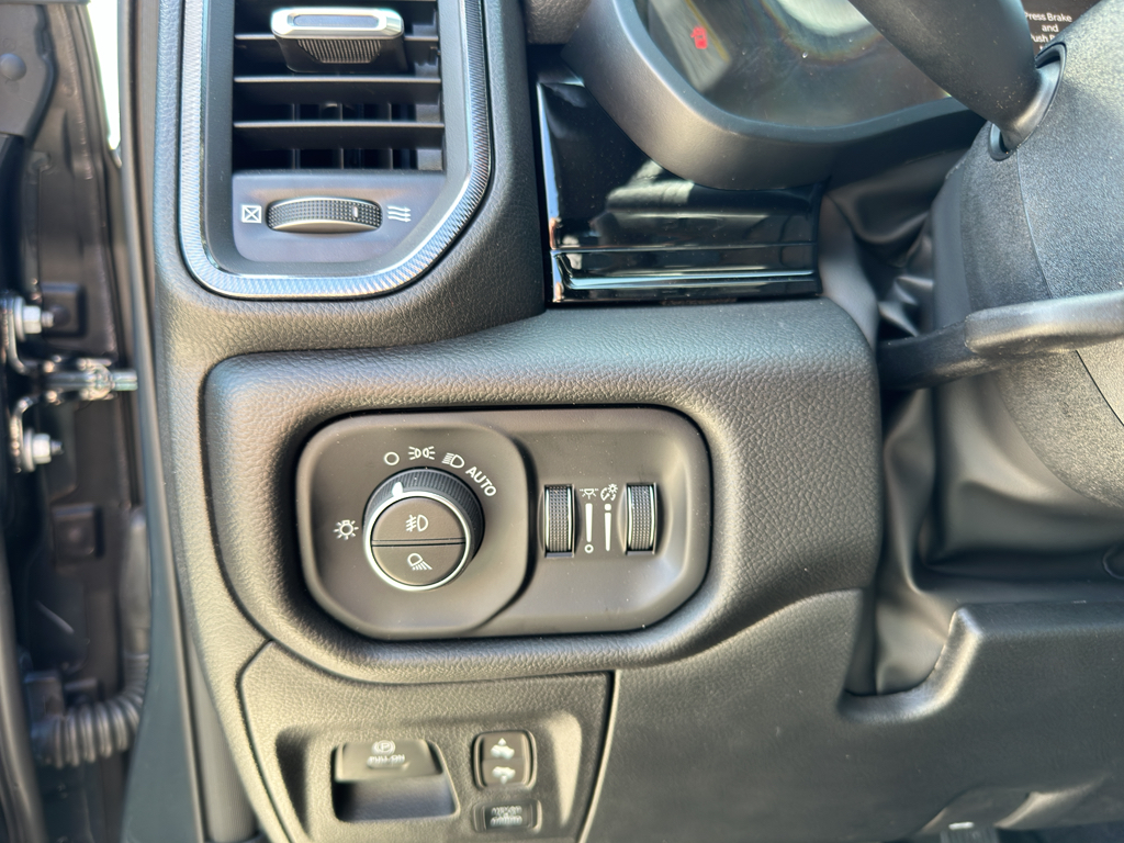 2025 Ram 1500 Rebel photo 18