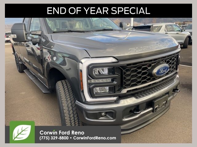 2026 Ford F-350 Super Duty XL's photo