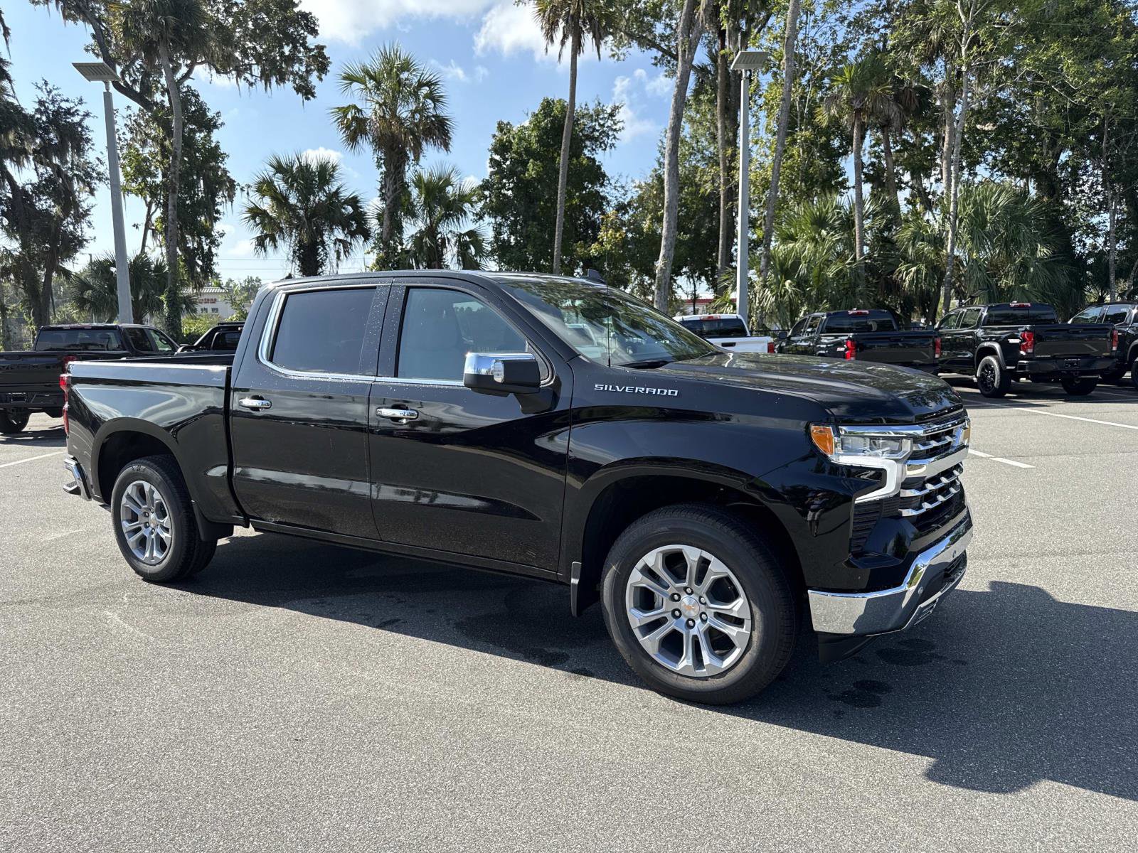 2026 Chevrolet Silverado LTZ's photo