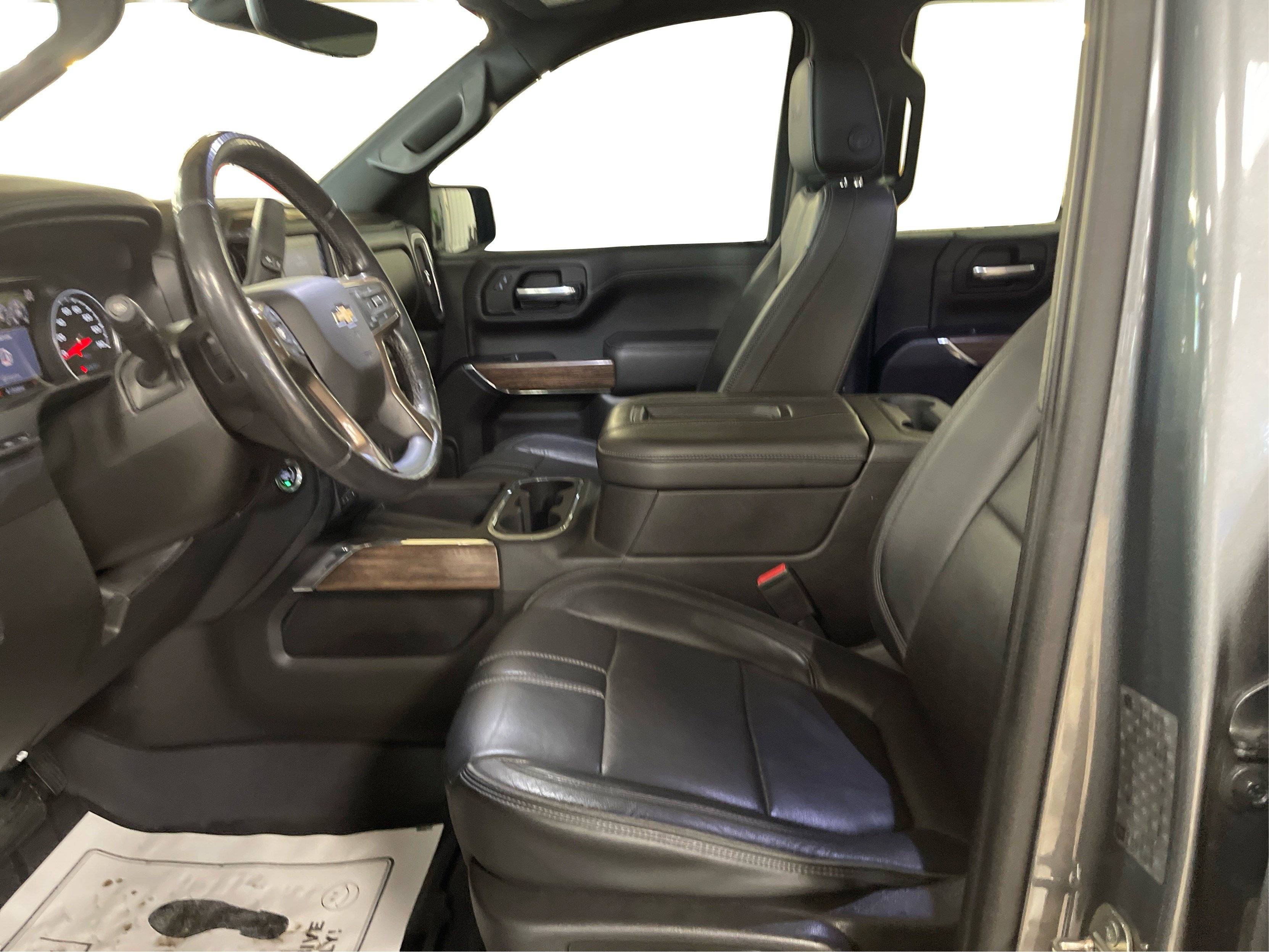 2019 Chevrolet Silverado 1500 High Country photo 20