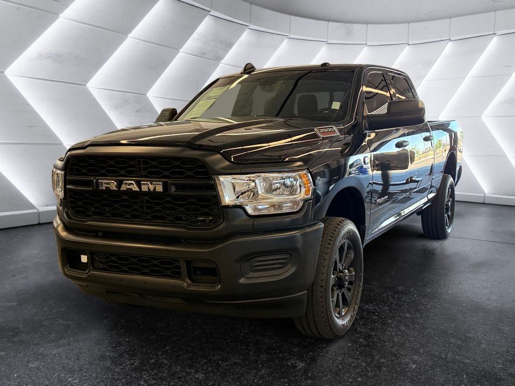 2022 Ram 2500 Tradesman photo 2