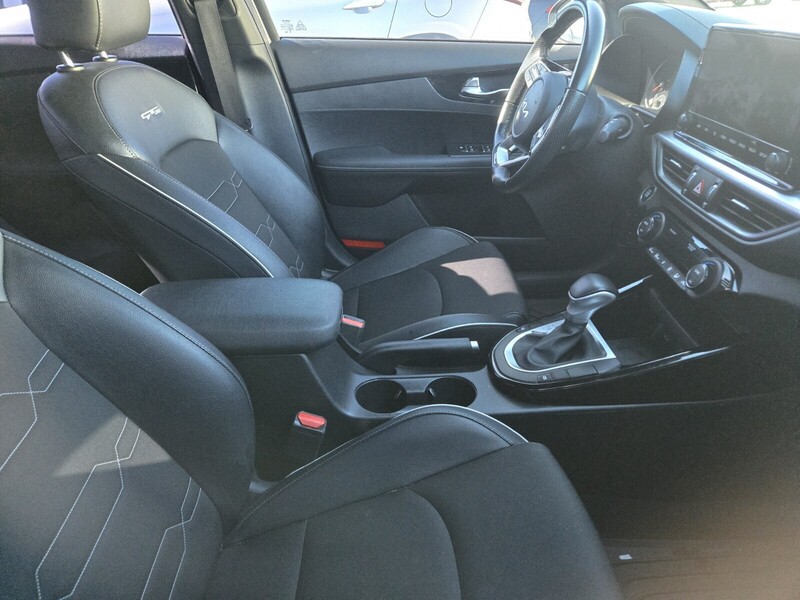 2023 Kia Forte GT-Line photo 3