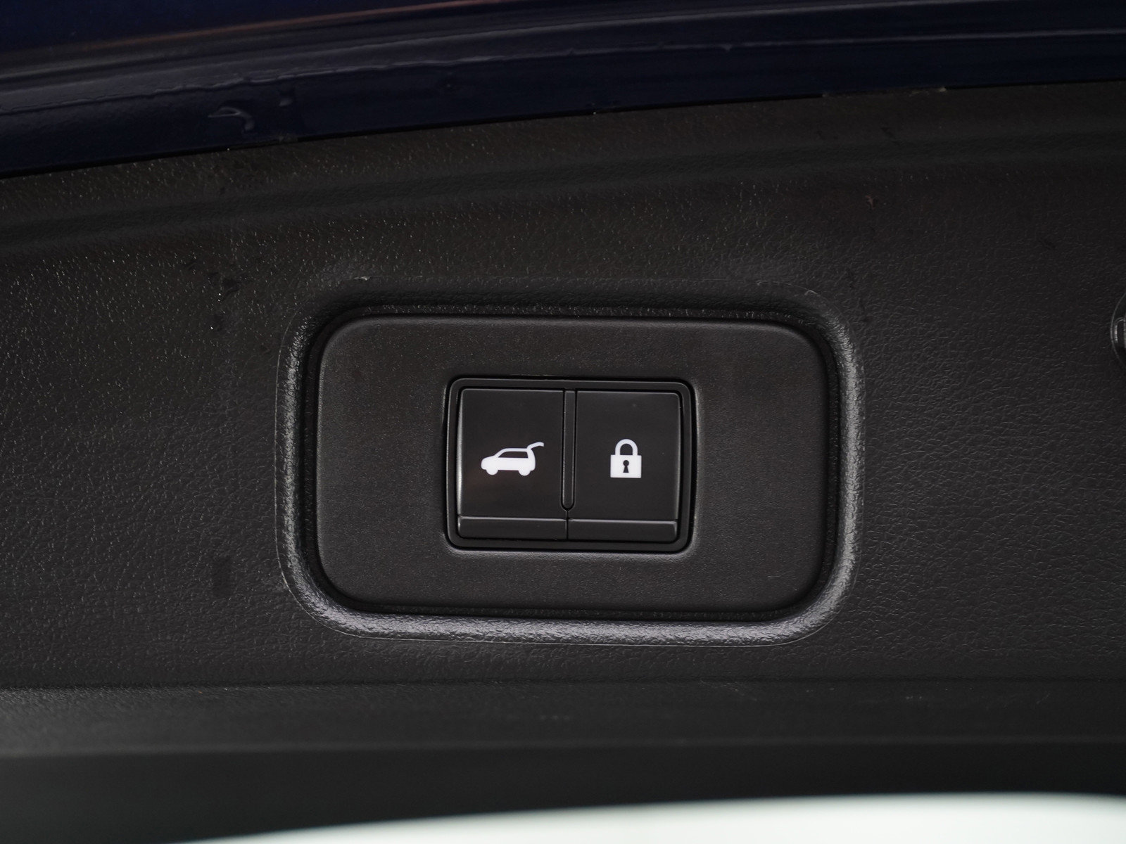 2022 Nissan Pathfinder SL photo 17