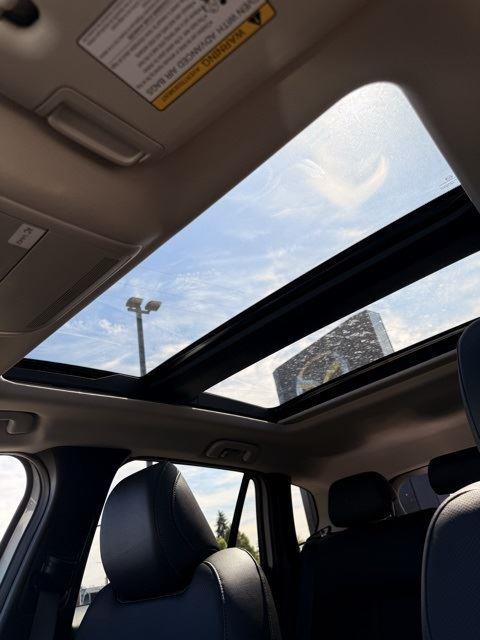 2025 Mazda CX-50 Premium Plus photo 11