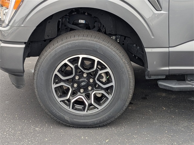 2022 Ford F-150 XLT photo 24