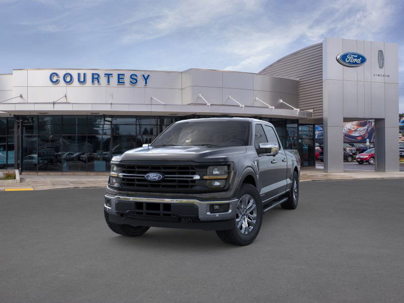 2025 Ford F-150 XLT photo 2