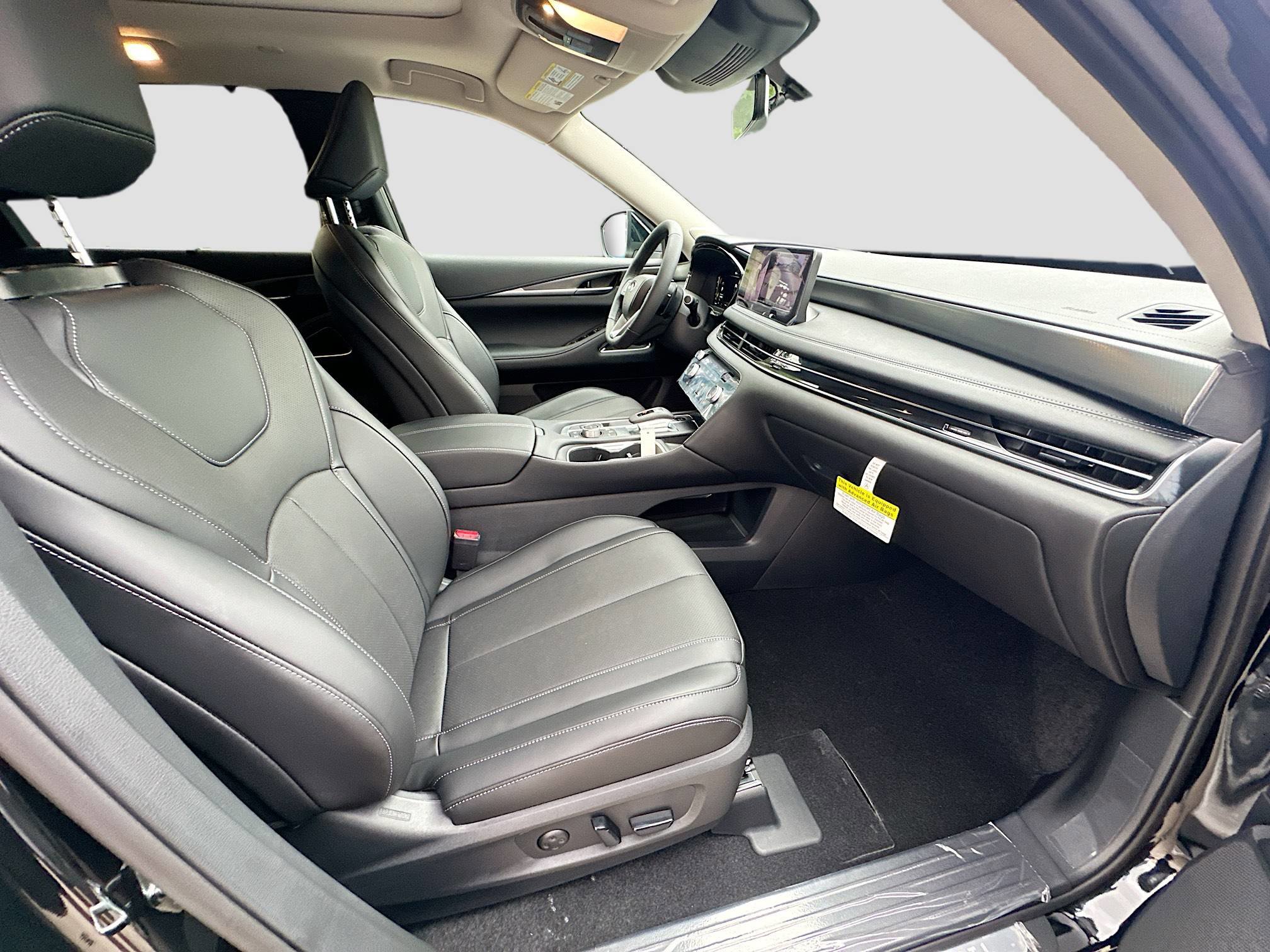 2026 Infiniti QX60 Luxe photo 24