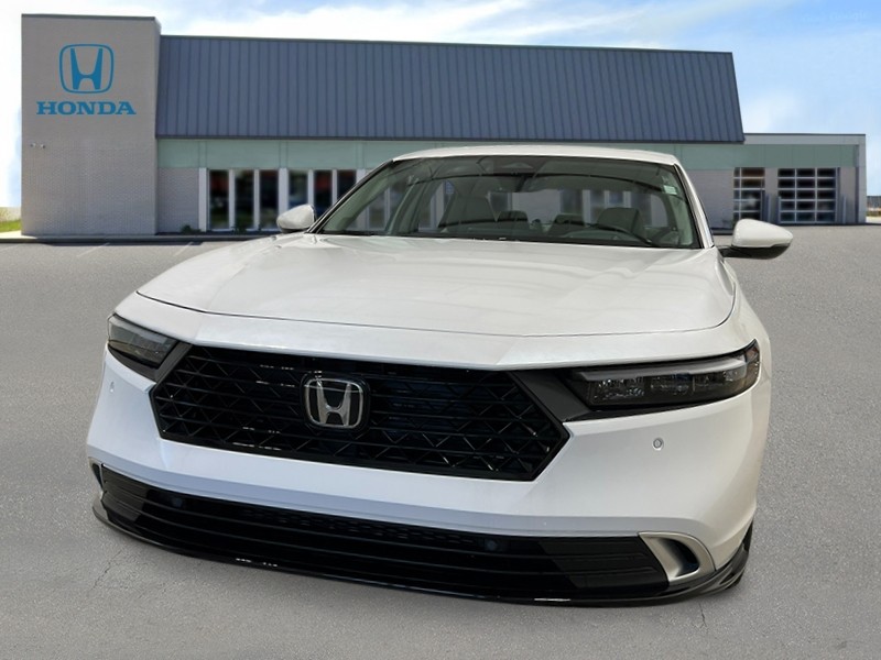 2025 Honda Accord Hybrid Touring photo 9