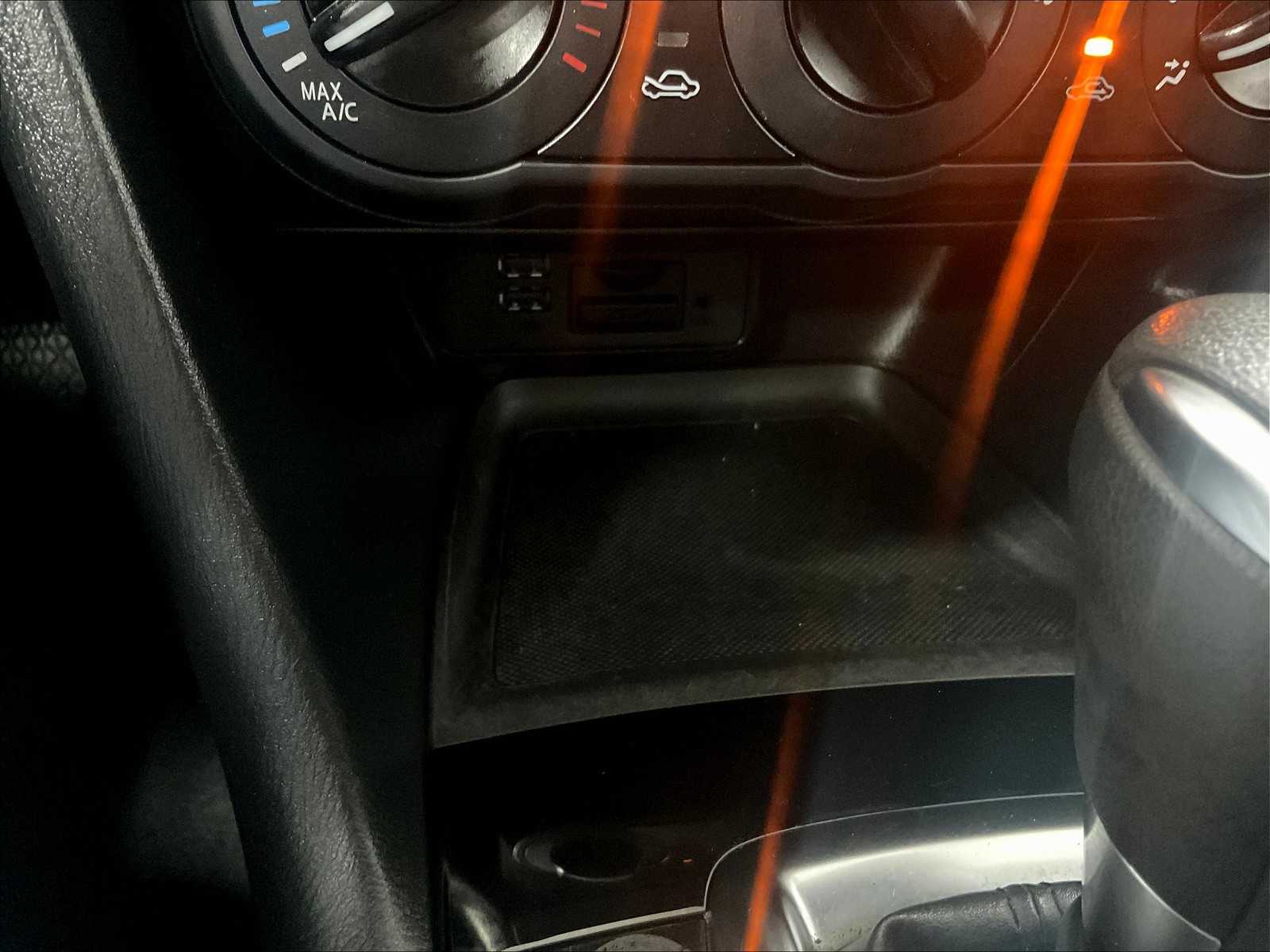 2016 Mazda Mazda3 i Sport photo 24