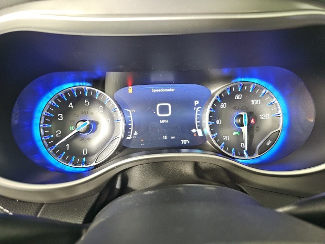 2026 Chrysler Pacifica photo 16