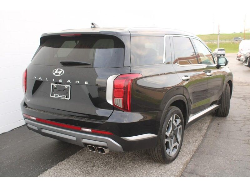 2024 Hyundai Palisade SEL photo 4