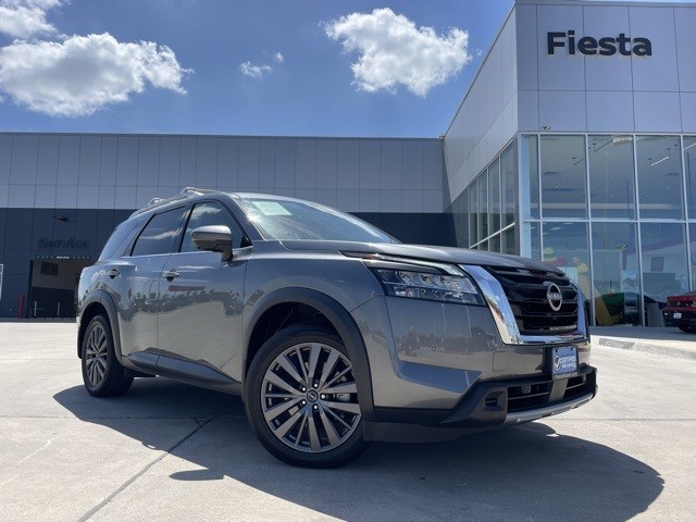 Pre-Owned 2024 Nissan Pathfinder SL 4D Sport Utility in