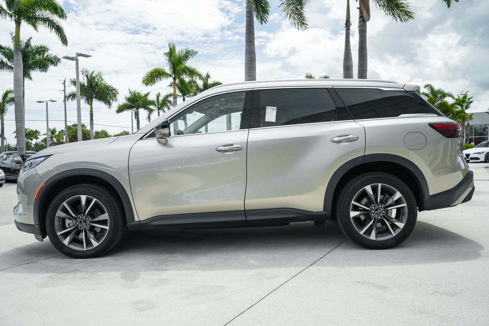 2024 Infiniti QX60 Luxe photo 5