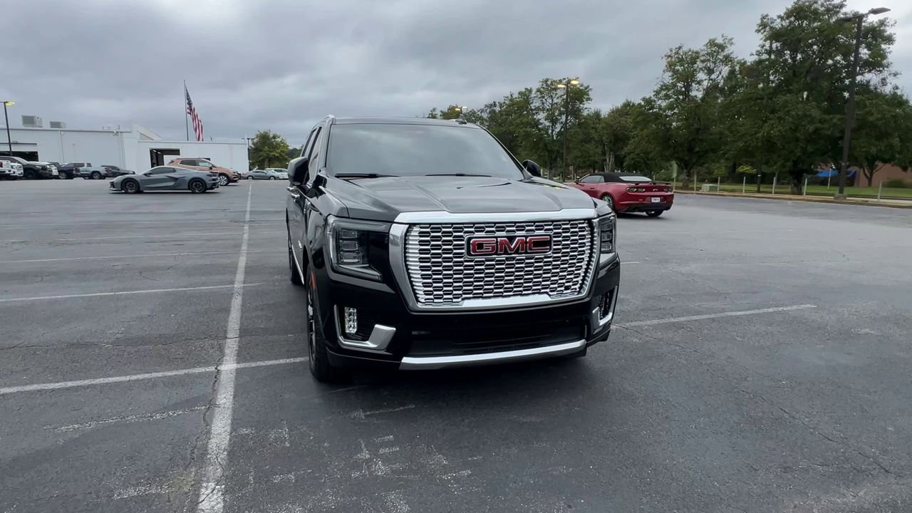 2023 Gmc Yukon Denali photo 3