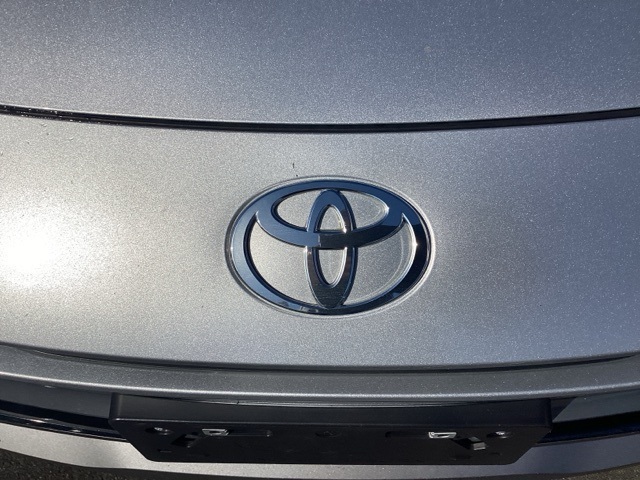 2023 Toyota Prius XLE photo 28