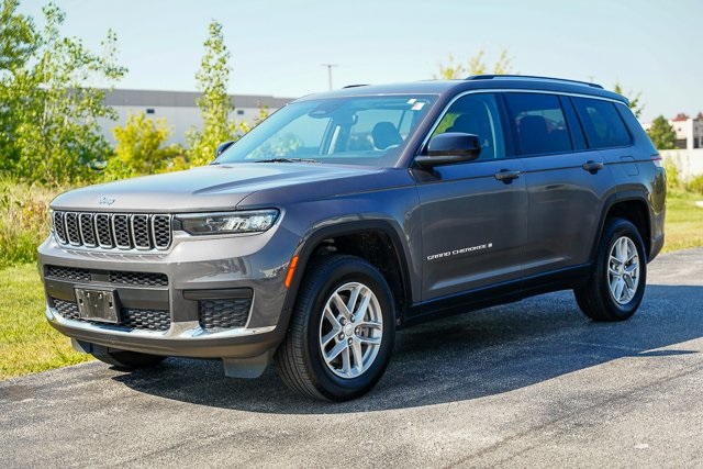 2023 Jeep Grand Cherokee Laredo photo 6