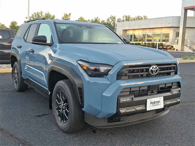 2025 Toyota 4Runner SR5 4WD photo 2