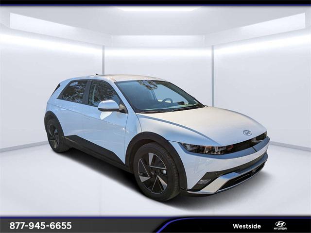 2026 Hyundai IONIQ 5 SEL's photo