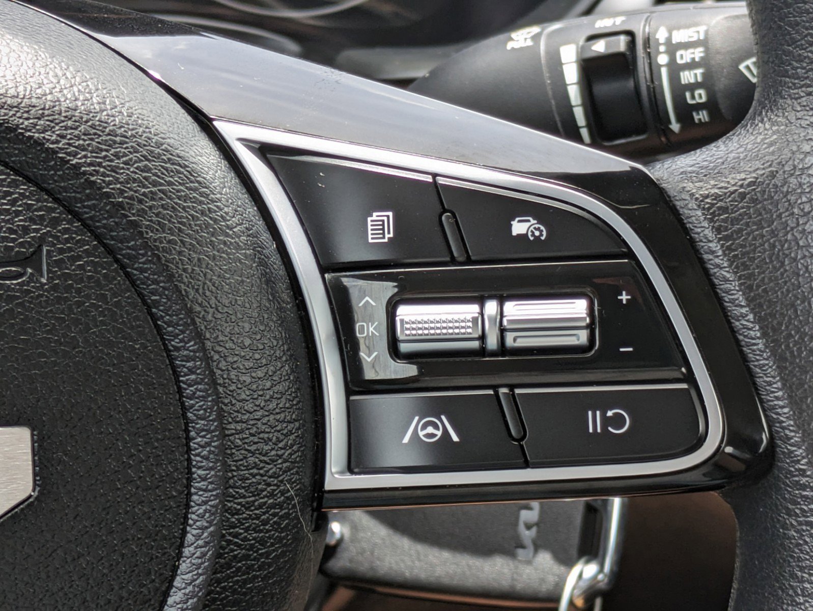2023 Kia Forte LXS photo 21