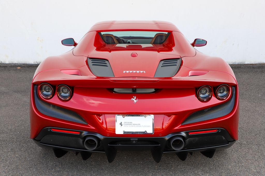 2021 Ferrari F8 Spider photo 33
