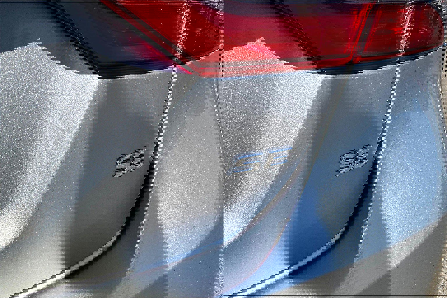 2022 Toyota Camry SE photo 7