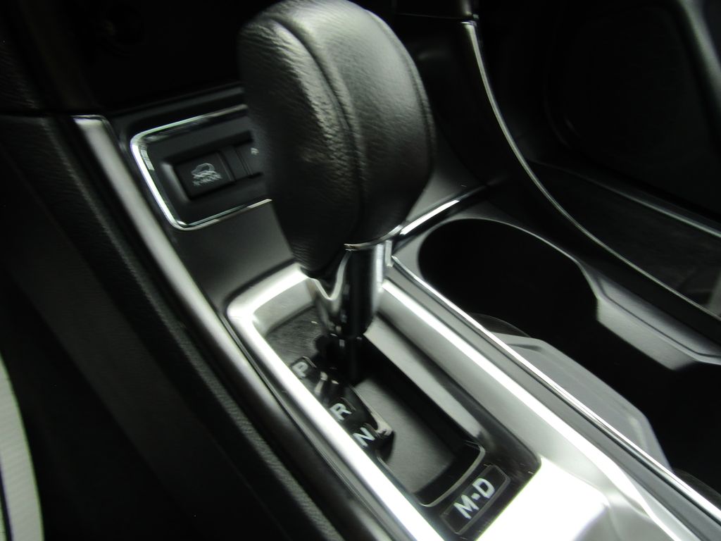 2022 Subaru Ascent Onyx Edition photo 29