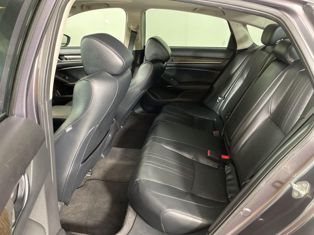 2018 Honda Accord EX-L photo 38